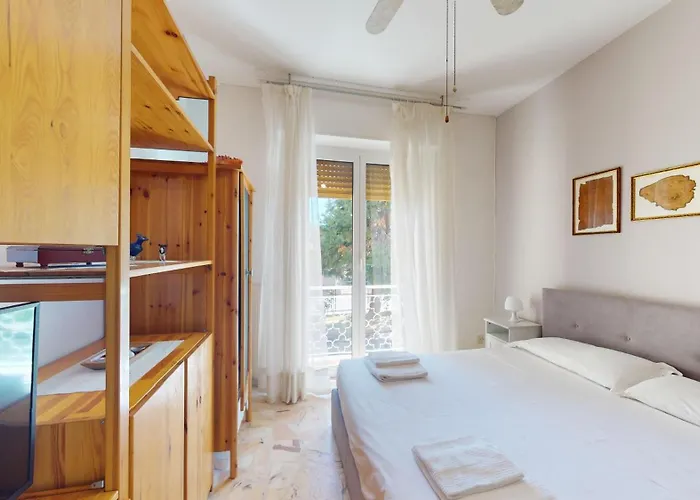 Da Clara - By Ligooria Apartman *